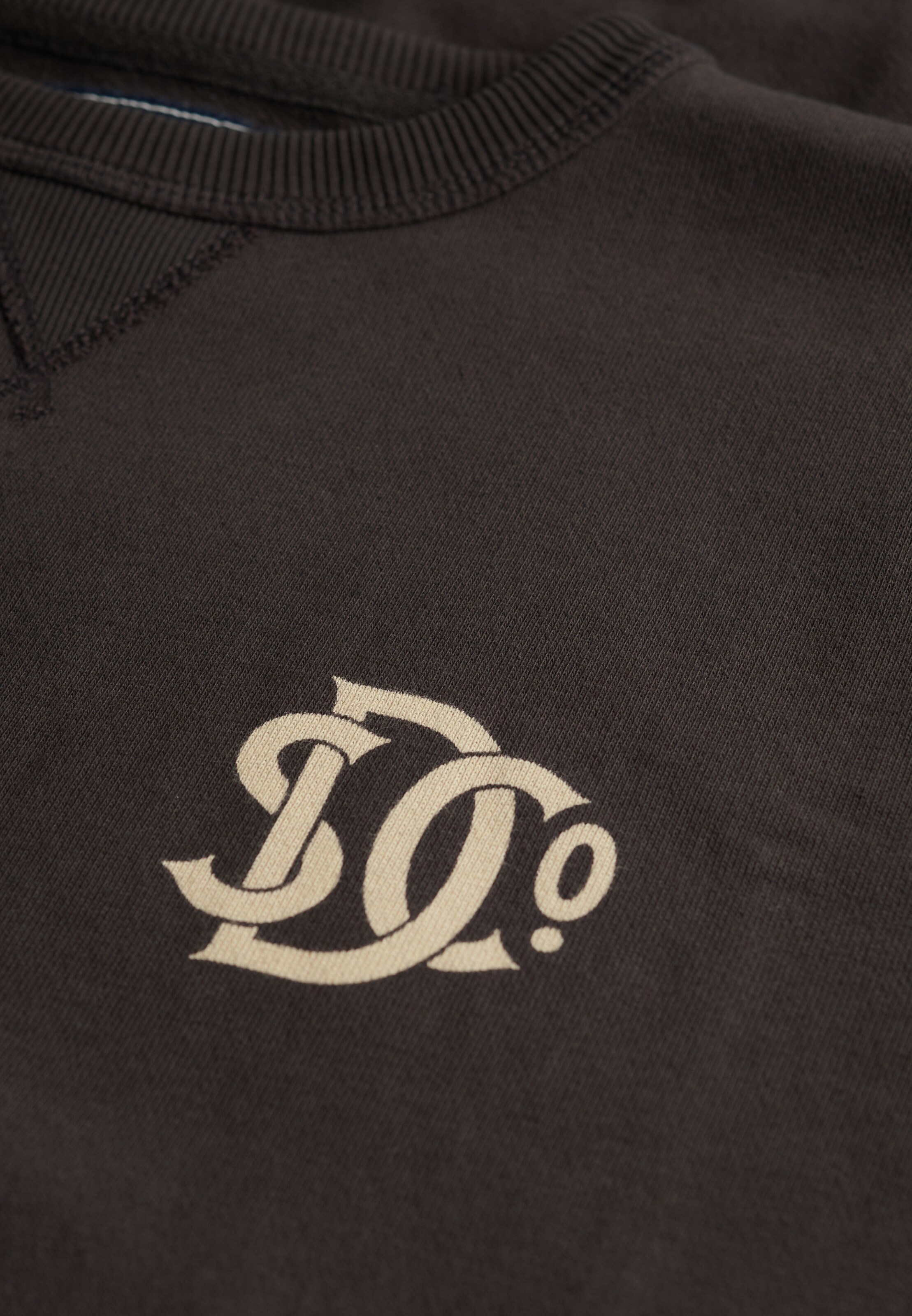 Sweat-shirt Superdry & Co en noir : devant