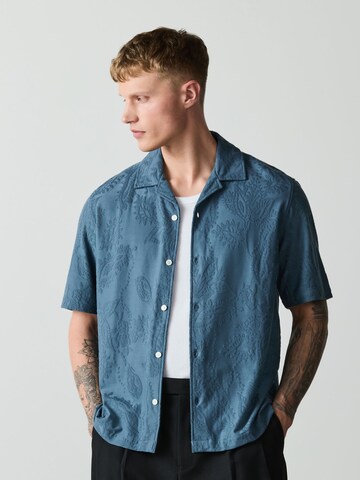 Next Regular fit Button Up Shirt in Blue: front