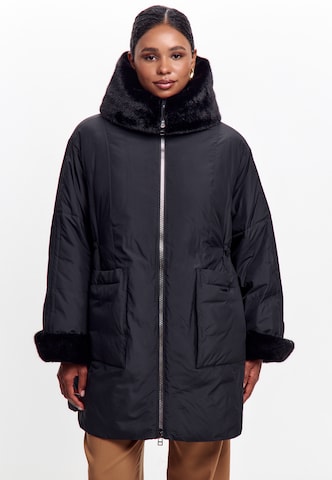 CESARE GASPARI Winter coat in Black: front