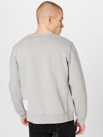 Tommy Jeans Sweatshirt in Grey