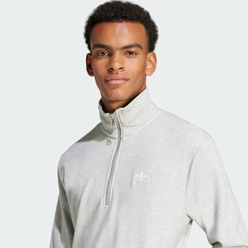 ADIDAS ORIGINALS Свитшот 'Trefoil Essentials' в Серый