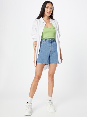 Abrand Regular Shorts 'CLAUDIA' in Blau