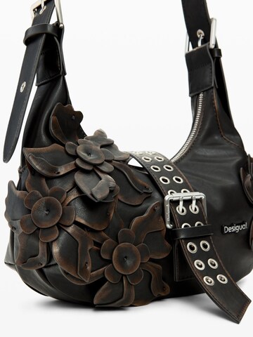 Geantă de umăr de la Desigual pe maro