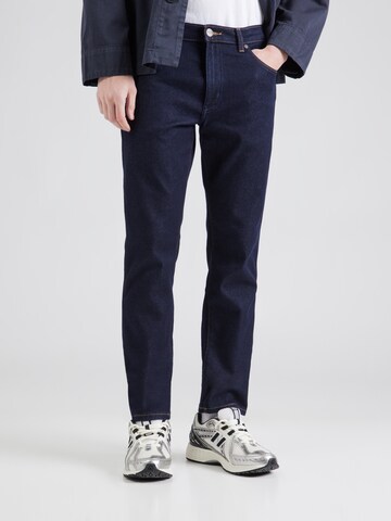 Slimfit Jeans 'LARSTON' di WRANGLER in blu: frontale