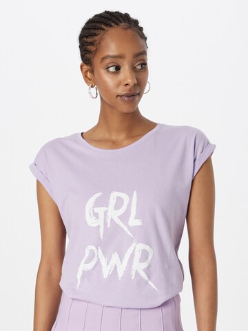 Merchcode Shirts 'Grl Pwr' i lilla: forside