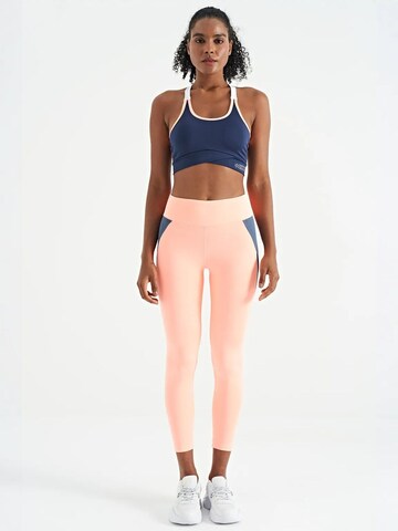 Tommy Life Top sportowy w kolorze niebieski