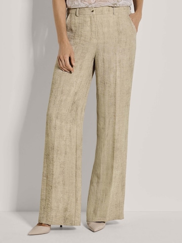 Loosefit Pantalon à plis MADELEINE en marron : devant