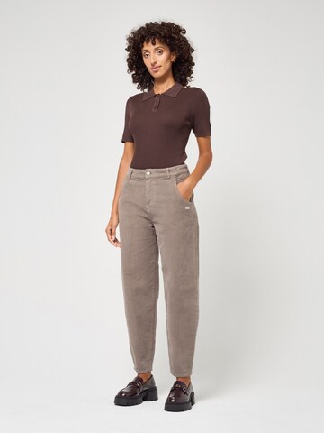 Gang Vat Broek '94VIA' in Bruin
