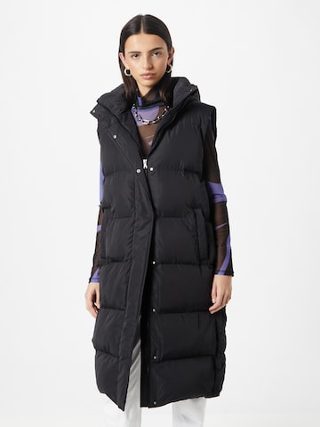 Gilet Superdry en noir : devant