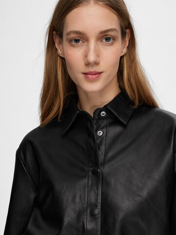 SELECTED FEMME Ledershirt 'VALLIS' in Schwarz