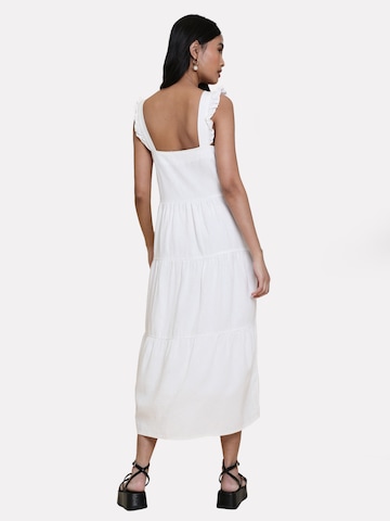 Threadbare - Vestido de verão 'Oak' em branco