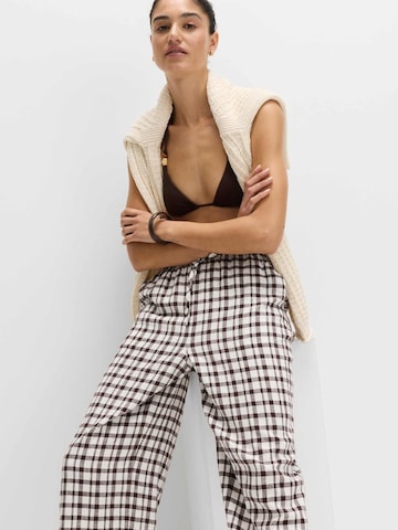 regular Pantaloni di Marks & Spencer in marrone: frontale
