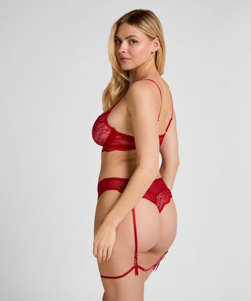 Hunkemöller String 'Isabelle' in Rot