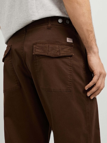 Loosefit Pantaloni chino di Pepe Jeans in marrone