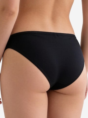 Nina von C. Slip 'Motion' in Zwart