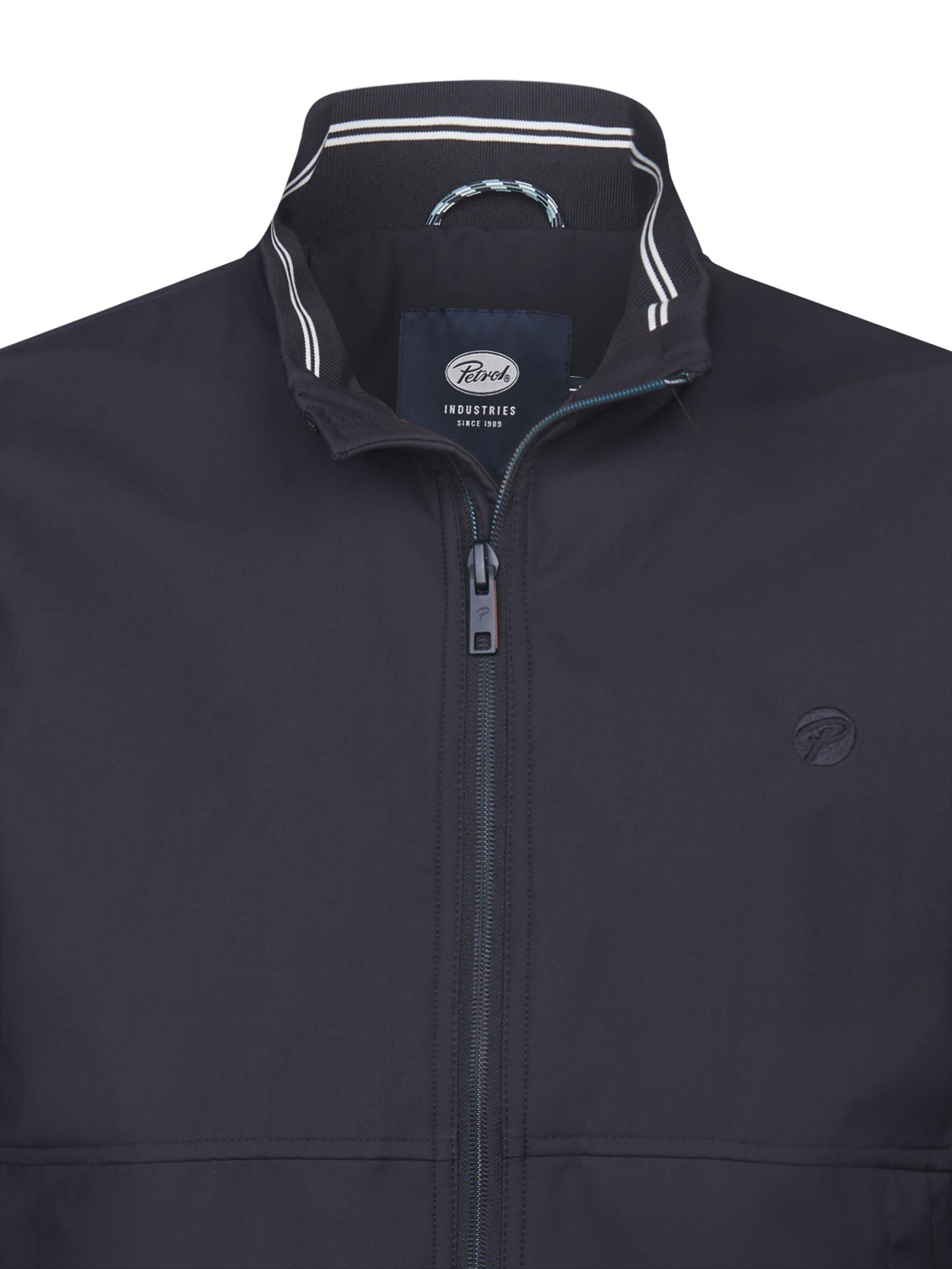 Petrol Industries - Chaqueta de entretiempo en negro