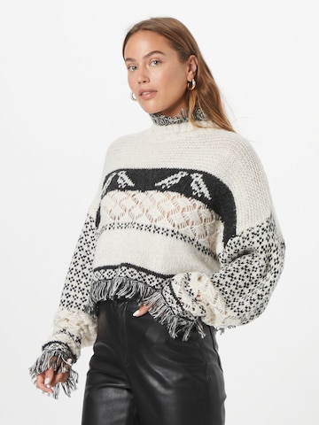 Nasty Gal Sweater in Beige: front