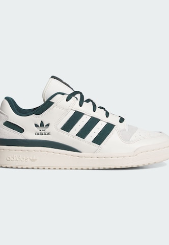 ADIDAS ORIGINALS Ниски маратонки 'Forum' в бяло