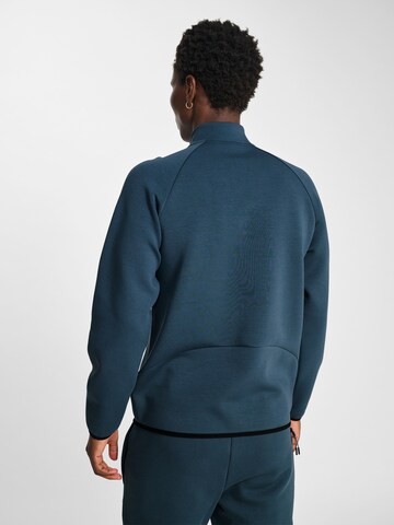 Hummel Pullover in Blau