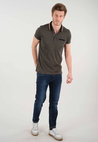 T-Shirt 'Drexler' Deeluxe en vert