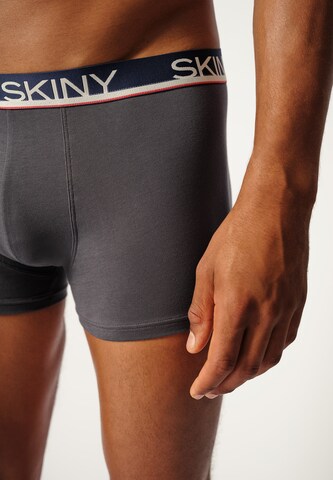 Skiny Boxershorts in Grau