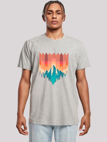 F4NT4STIC T-Shirt 'Berg Sonnenuntergang' in Grau: Vorderseite