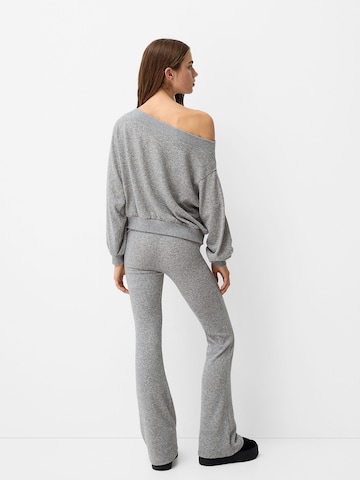 Bershka Sweatshirt in Grau