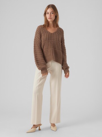 VERO MODA Sweater 'Smilla' in Brown