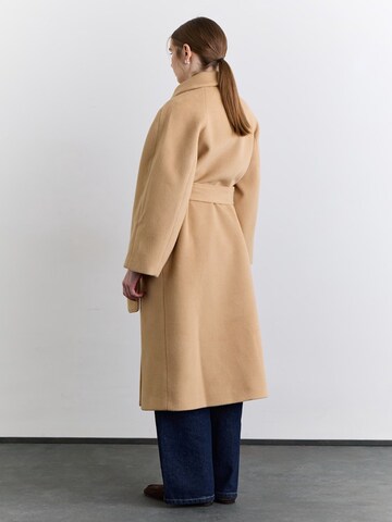 MANUKA Winter jacket in Beige
