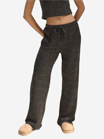 Hiccup - Perna larga Calças em cinzento: frente