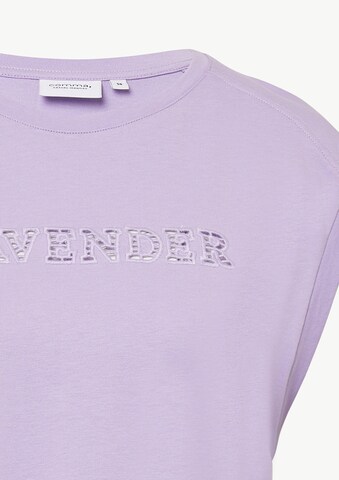 T-shirt comma casual identity en violet