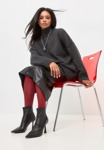 CESARE GASPARI Ankle boots in Black