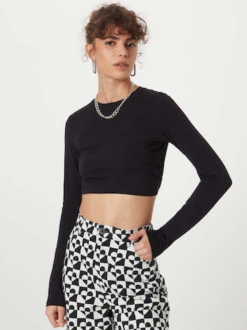 Monki Shirt in Black: front