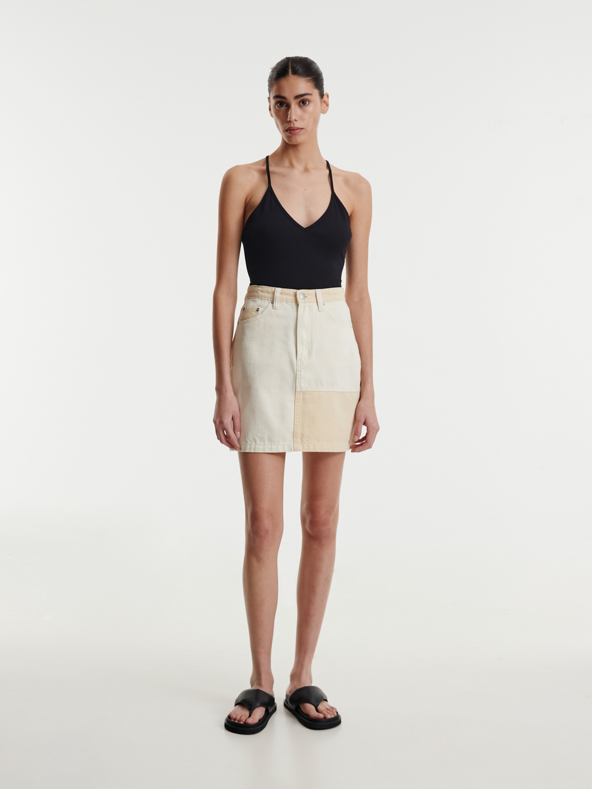 EDITED Producten Shirt body 'Luca' Zwart