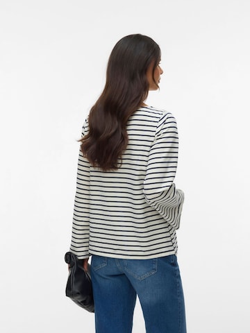 MAMALICIOUS Shirt 'MLAmila Vita' in Wit