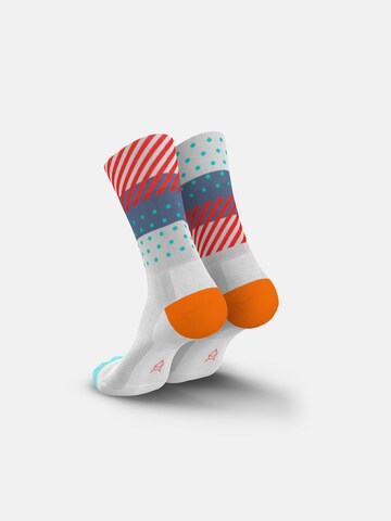 INCYLENCE Athletic Socks 'WILDNESS' in Red