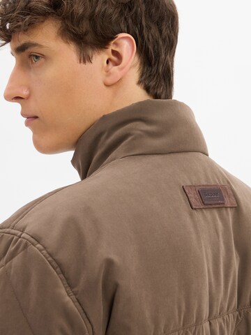 Veste d’hiver ' Elter ' Barbour en marron