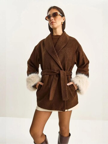 Cappotto di mezza stagione 'Mäntel' di Bianco Lucci in marrone