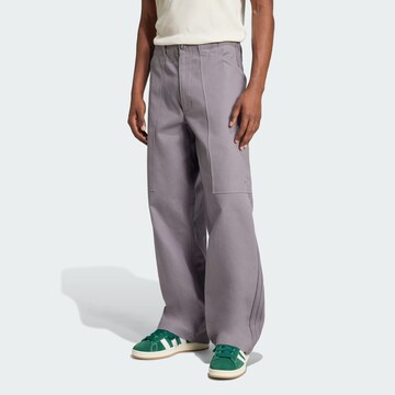 ADIDAS ORIGINALS Loosefit Παντελόνι 'Premium Essentials' σε γκρι: μπροστά