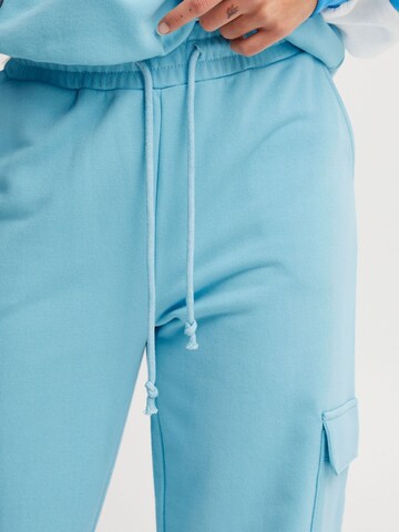 The Jogg Concept Regular Cargohose 'Safine' in Blau