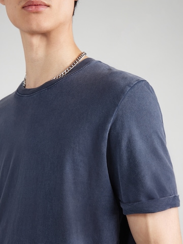 QS - Camisa em azul