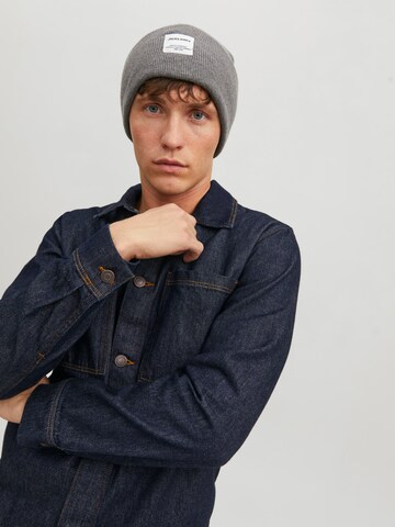 JACK & JONES Σκούφος σε γκρι: μπροστά