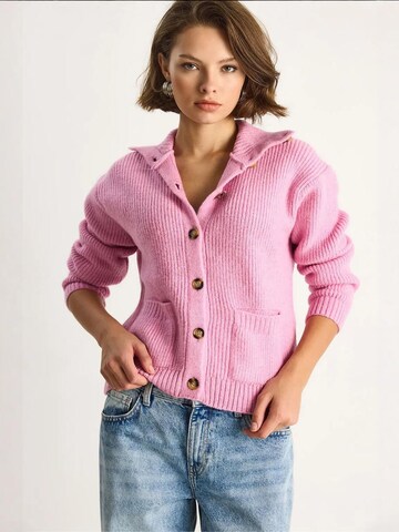 Bianco Lucci Knit Cardigan in Pink