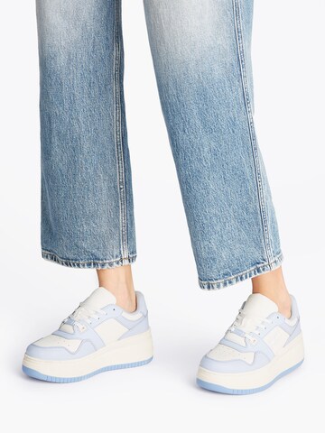 Sneaker bassa 'RETRO BASKET ESS' di Tommy Jeans in blu