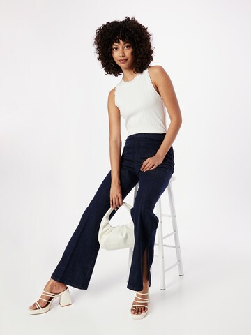 ESPRIT Top in White