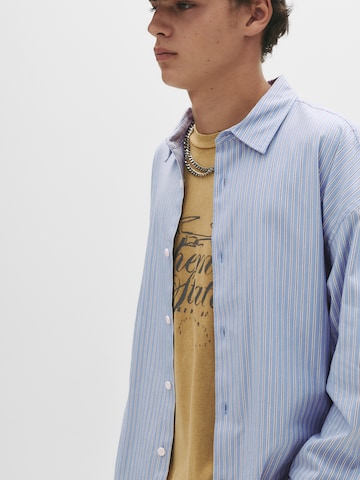 Comfort Fit Cămașă de la Pull&Bear pe albastru