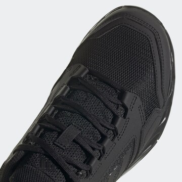 ADIDAS TERREX - Sapato baixo 'Tracerocker 2.0' em preto