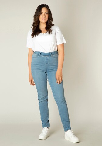 BASE LEVEL CURVY Slimfit Jeggings 'Tessa' in Blau