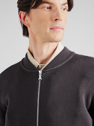 ARMEDANGELS Strickjacke 'AGAAMO' in Grau