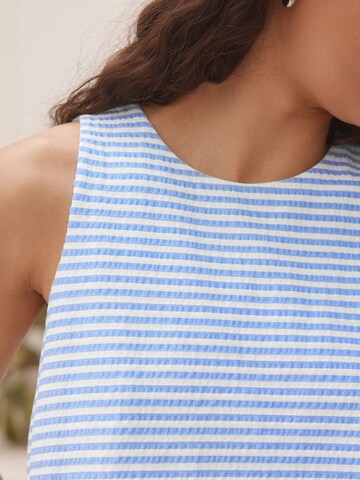 Next Топ в Синий